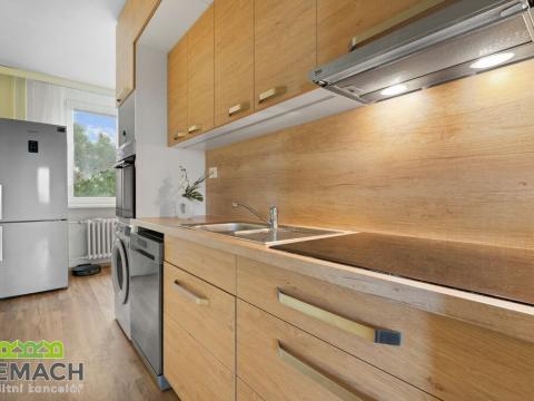 Prodej bytu 3+1, Uherské Hradiště, Na Rybníku, 74 m2