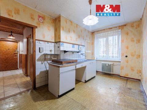 Prodej bytu 2+1, Ostrov, Jungmannova, 56 m2