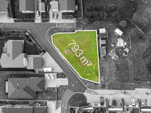 Prodej pozemku, Dubany, 793 m2