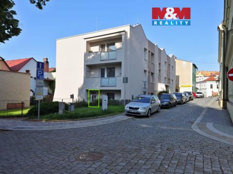 Pronájem kanceláře, Havlíčkův Brod, Příčná, 16 m2