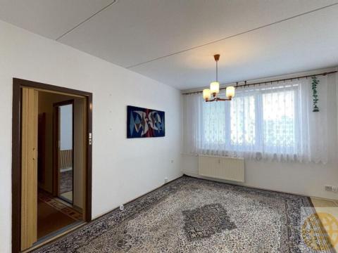 Prodej bytu 2+kk, Tábor, nám. Přátelství, 39 m2