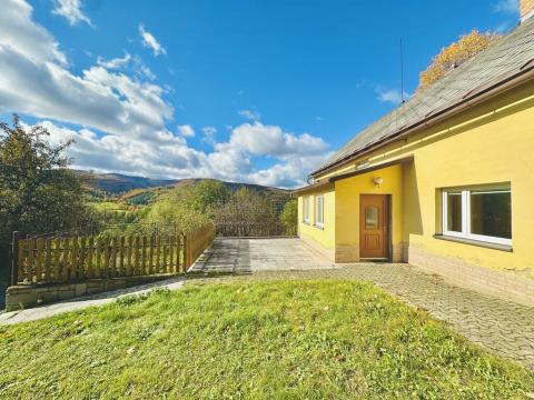 Pronájem rodinného domu, Vápenná, 392 m2