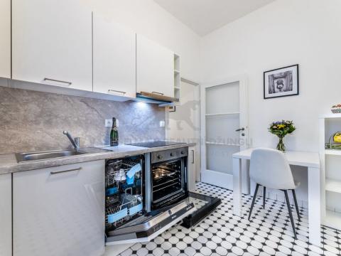 Pronájem bytu 1+kk, Praha - Staré Město, Revoluční, 37 m2