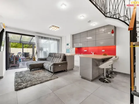 Prodej bytu 4+kk, Praha - Koloděje, Podzámecká, 125 m2