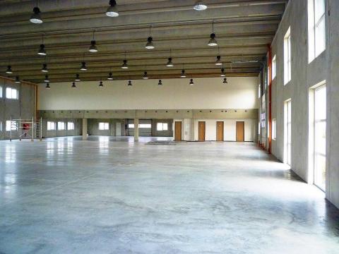 Pronájem skladu, Hovorčovice, 1802 m2