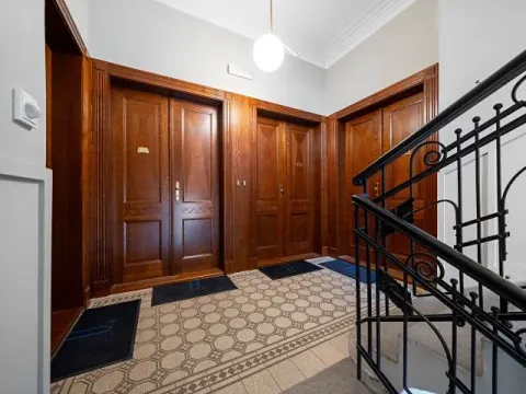 Pronájem bytu 2+kk, Praha - Nusle, Jaromírova, 58 m2