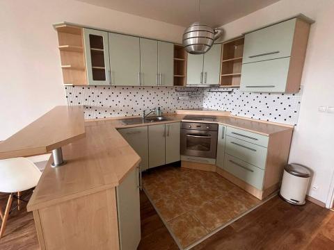 Pronájem bytu 2+kk, Praha - Letňany, Bechlínská, 50 m2