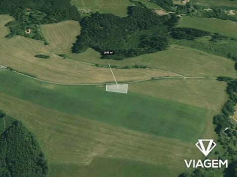 Prodej podílu pole, Hošťálková, 744 m2