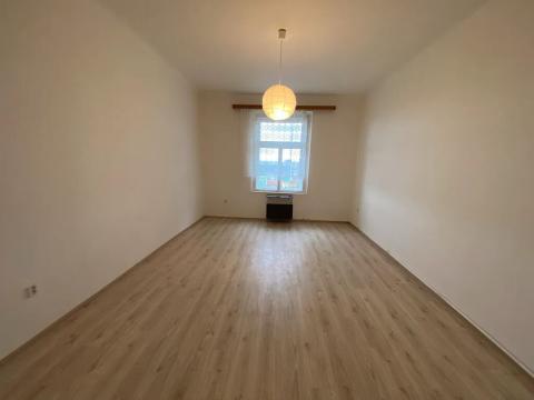 Pronájem bytu 2+kk, Praha - Vinohrady, Dykova, 55 m2