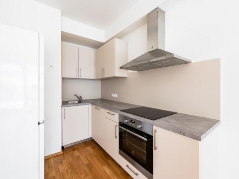 Pronájem bytu 2+kk, Praha - Karlín, U Mlýnského kanálu, 58 m2