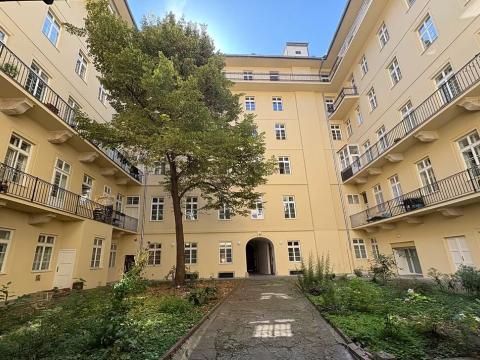 Pronájem bytu 2+1, Praha - Nové Město, Ostrovní, 73 m2