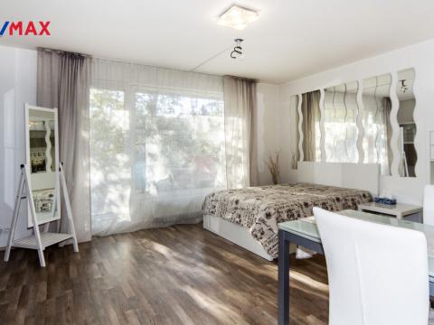 Pronájem bytu 1+kk, Praha - Letňany, Letovská, 34 m2