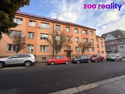 Pronájem bytu 1+1, Chomutov, Čechova, 33 m2