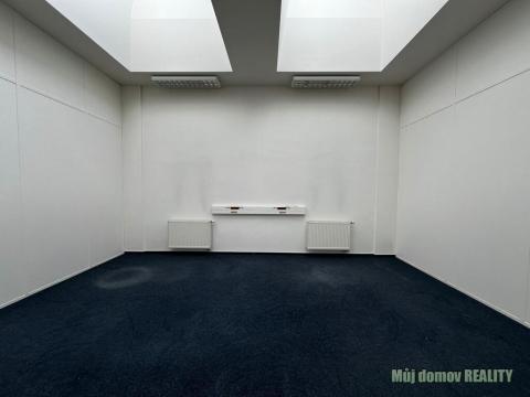 Pronájem kanceláře, Praha - Vysočany, Lisabonská, 45 m2