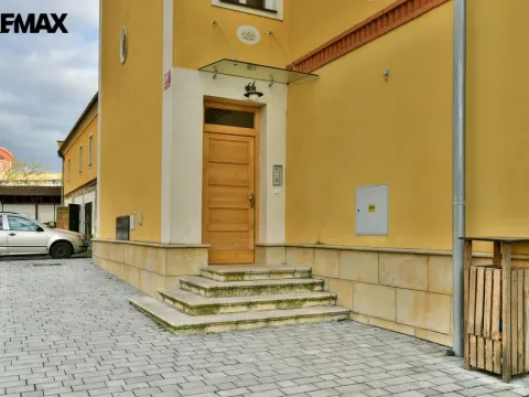 Pronájem bytu 1+kk, Opočno, Podzámčí, 35 m2