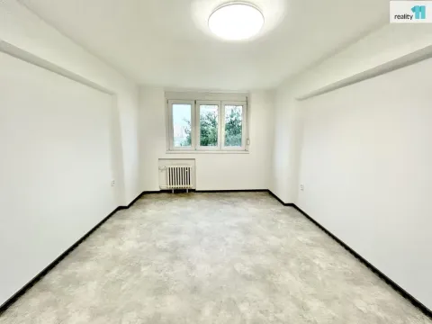 Pronájem bytu 4+1, Praha - Modřany, U zastávky, 75 m2