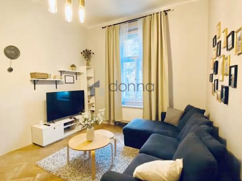 Pronájem bytu 2+kk, Praha, Lucemburská, 50 m2