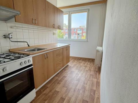 Pronájem bytu 3+1, Klášterec nad Ohří, Školní, 57 m2