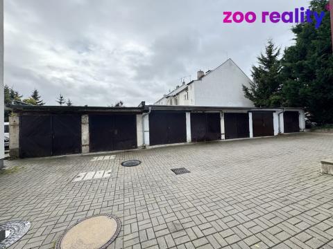 Pronájem garáže, Chomutov, Roháčova, 18 m2