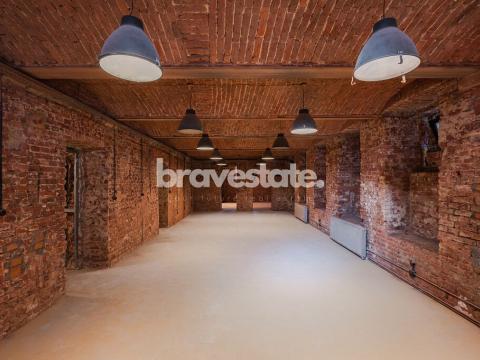 Prodej bytu, Praha - Karlín, Pernerova, 335 m2