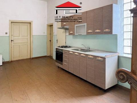 Prodej vily, Javorník - Horní Hoštice, 673 m2