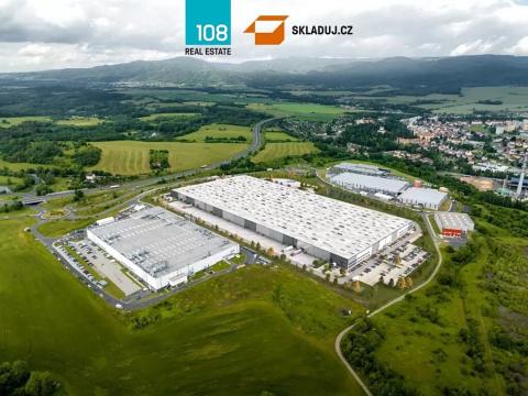 Pronájem skladu, Ostrov, 38800 m2