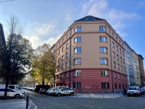 Prodej bytu 2+kk, Praha - Bubeneč, Národní obrany, 55 m2