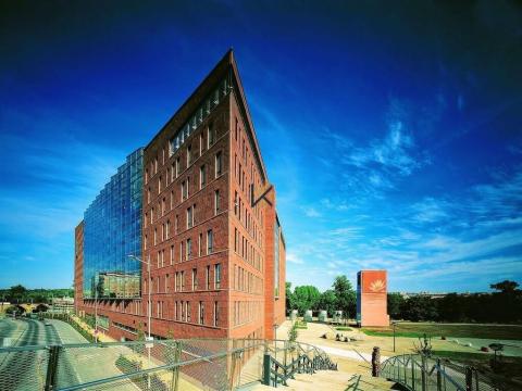 Pronájem kanceláře, Praha - Karlín, Karolinská, 537 m2