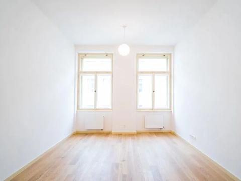 Pronájem kanceláře, Praha - Nové Město, U půjčovny, 46 m2