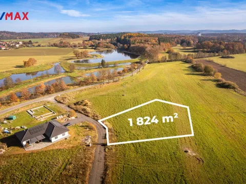 Prodej pozemku pro bydlení, Hajany, 1824 m2