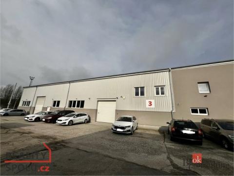 Pronájem skladu, 781 m2