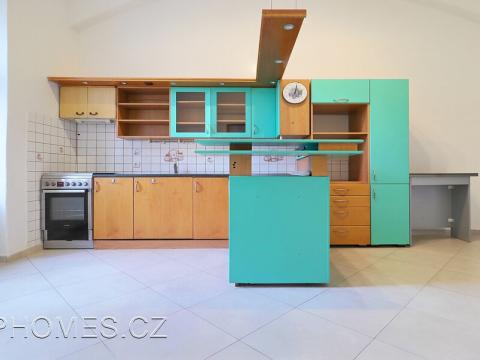 Pronájem bytu 2+1, Praha - Nové Město, Pod Slovany, 62 m2