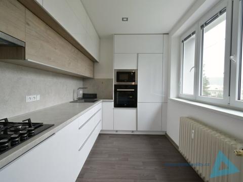 Pronájem bytu 3+1, Nová Paka, U Studénky, 67 m2