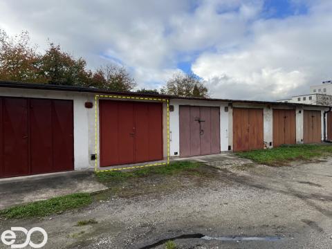 Prodej garáže, Jičín - Holínské Předměstí, 16 m2