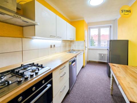 Prodej bytu 3+1, Havířov, Vardasova, 72 m2