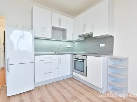 Pronájem bytu 2+kk, Brno, Valtická, 44 m2