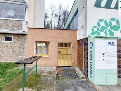 Pronájem obchodního prostoru, Cheb, Dvořákova, 14 m2