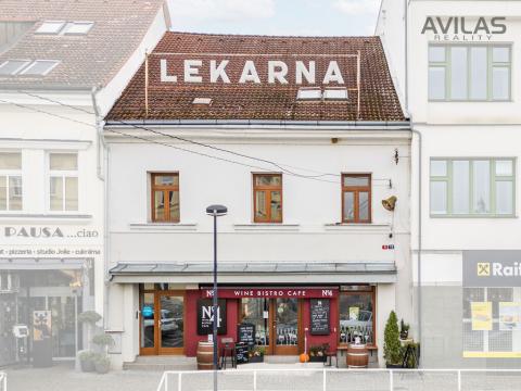 Prodej rodinného domu, Benešov, Masarykovo náměstí, 391 m2