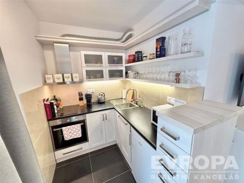 Pronájem bytu 1+kk, Vrchlabí - Hořejší Vrchlabí, Horská, 35 m2