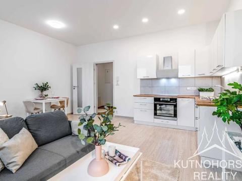 Pronájem bytu 1+kk, Český Brod, Klučovská, 32 m2