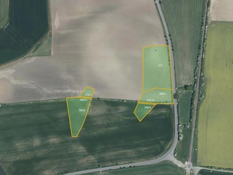 Prodej podílu pole, Očelice, 10689 m2