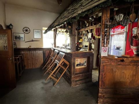 Pronájem restaurace, Liblice, 392 m2