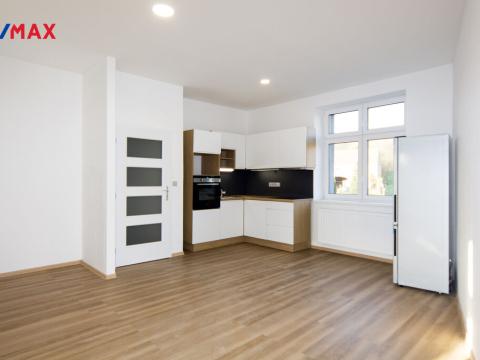 Prodej bytu 2+kk, Ústí nad Labem - Předlice, náměstí Prokopa Velikého, 49 m2