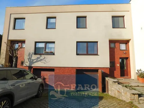 Prodej rodinného domu, Znojmo, 200 m2