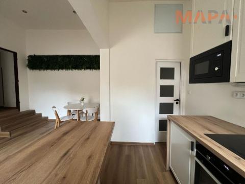 Pronájem bytu 2+kk, Chomutov, Revoluční, 55 m2