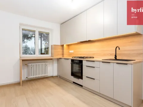 Prodej bytu 3+1, Opava, Tomáškova, 72 m2