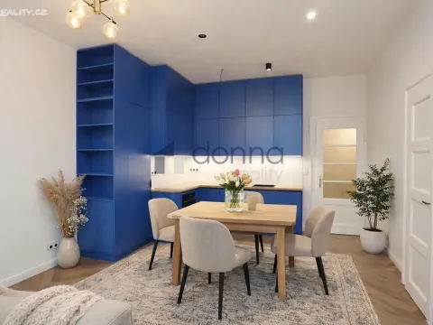 Pronájem bytu 3+kk, Praha, Sokolovská, 95 m2