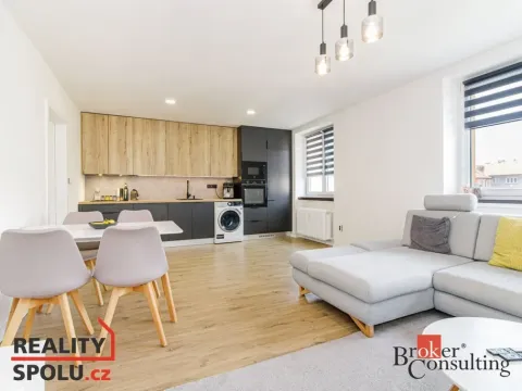 Pronájem bytu 2+kk, Opava - Předměstí, Hany Kvapilové, 59 m2