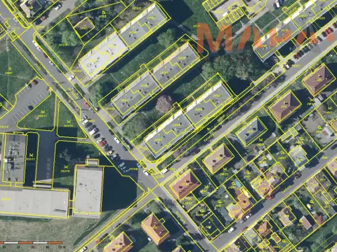 Prodej bytu 2+1, Chomutov, Komenského, 77 m2