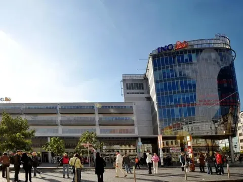 Prodej obchodního prostoru, Praha - Smíchov, 126 m2